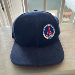 Nike PSG Paris Saint-Germain Vintage Embroidered Retro Hat. Rare OSFM
